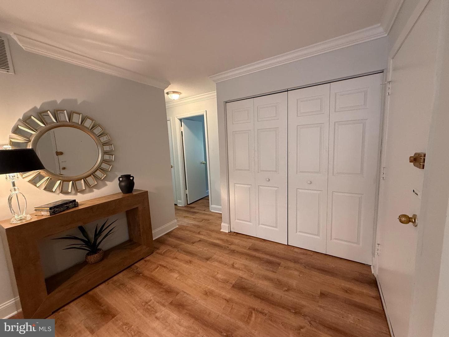 323 Homeland Southway #2b photo 5