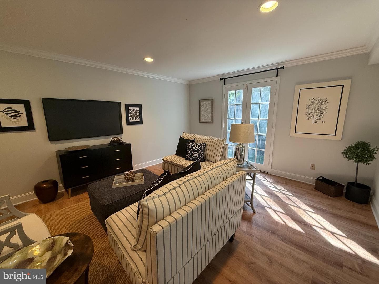323 Homeland Southway #2b photo 6