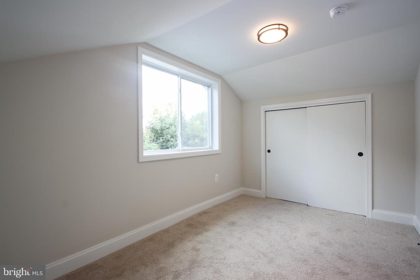 3905 Walnut Avenue photo 17