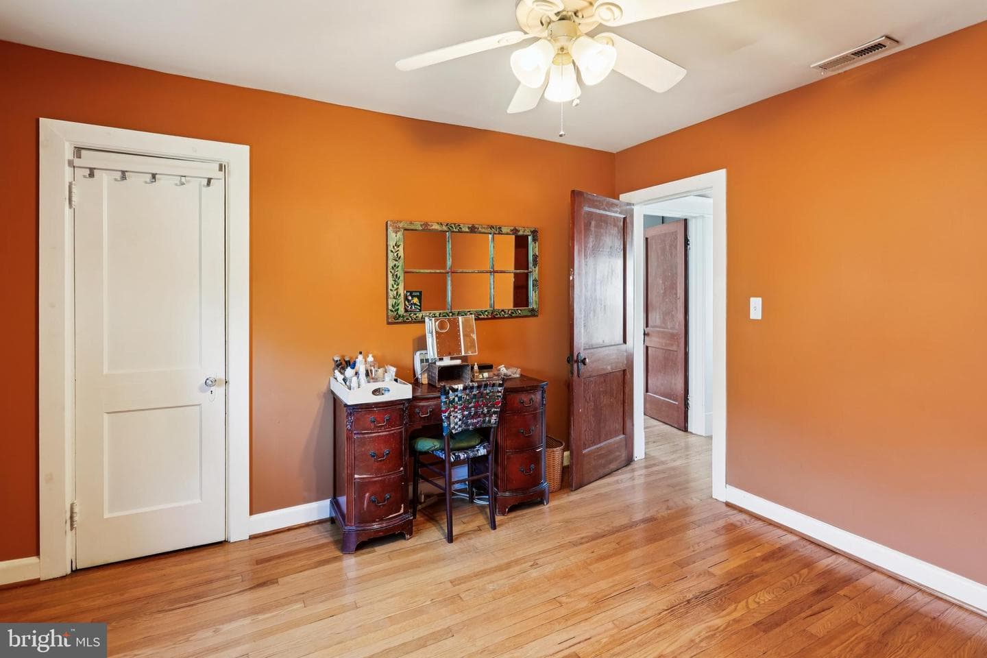 3202 Mary Avenue photo 15