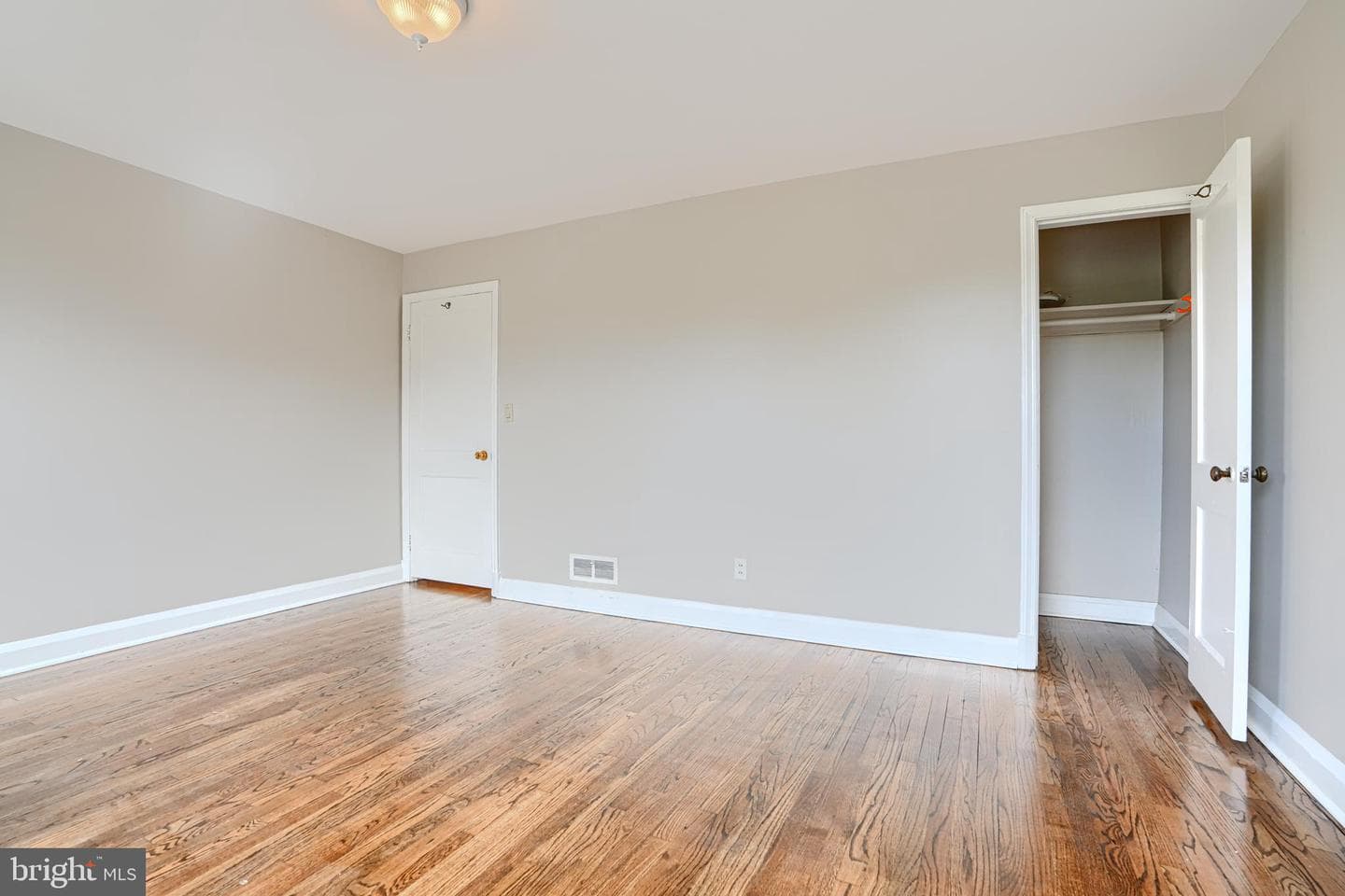 4102 Dudley Avenue photo 14