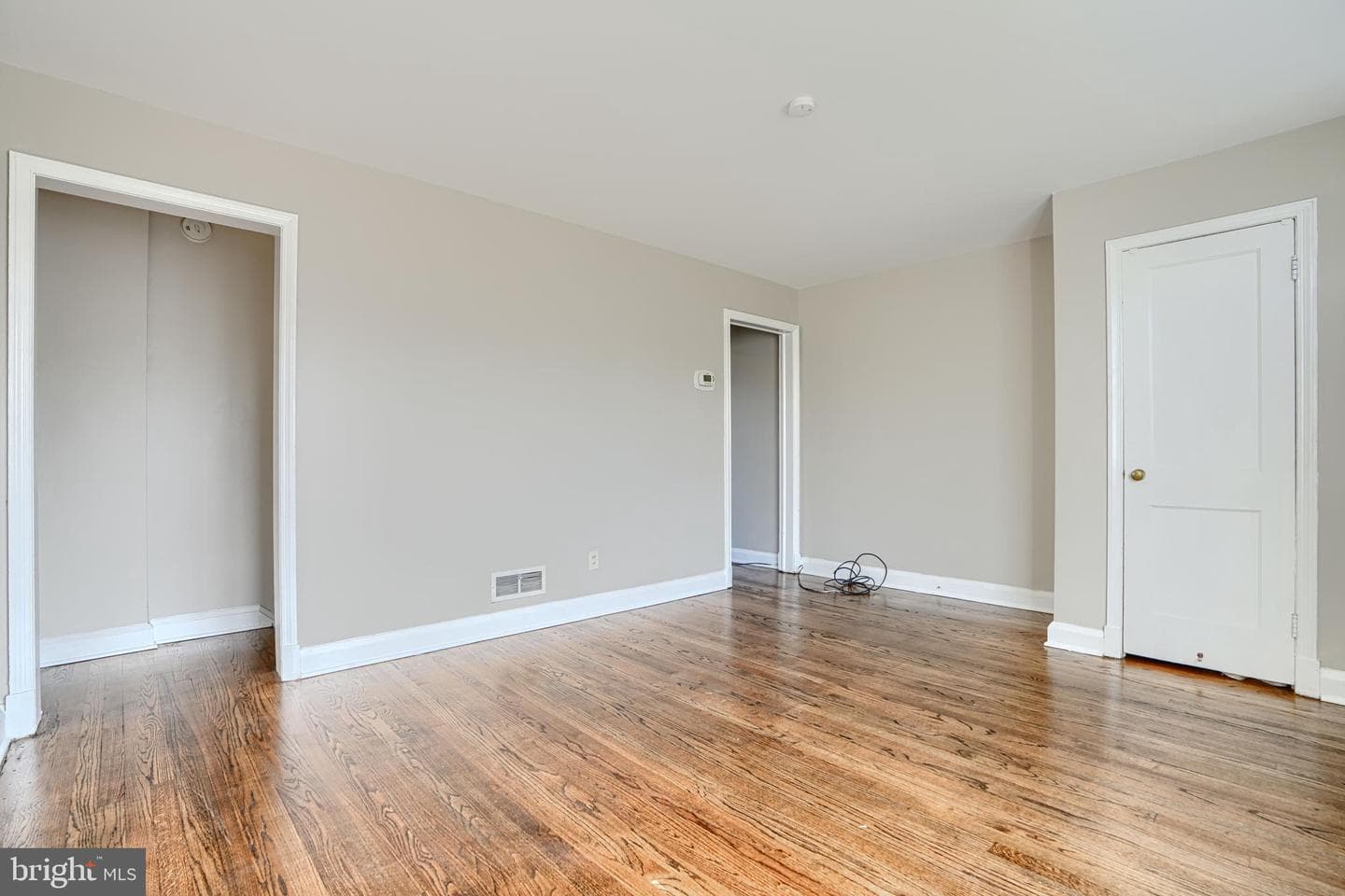 4102 Dudley Avenue photo 4