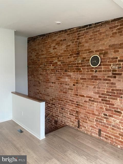 115 Linwood Avenue S photo 4