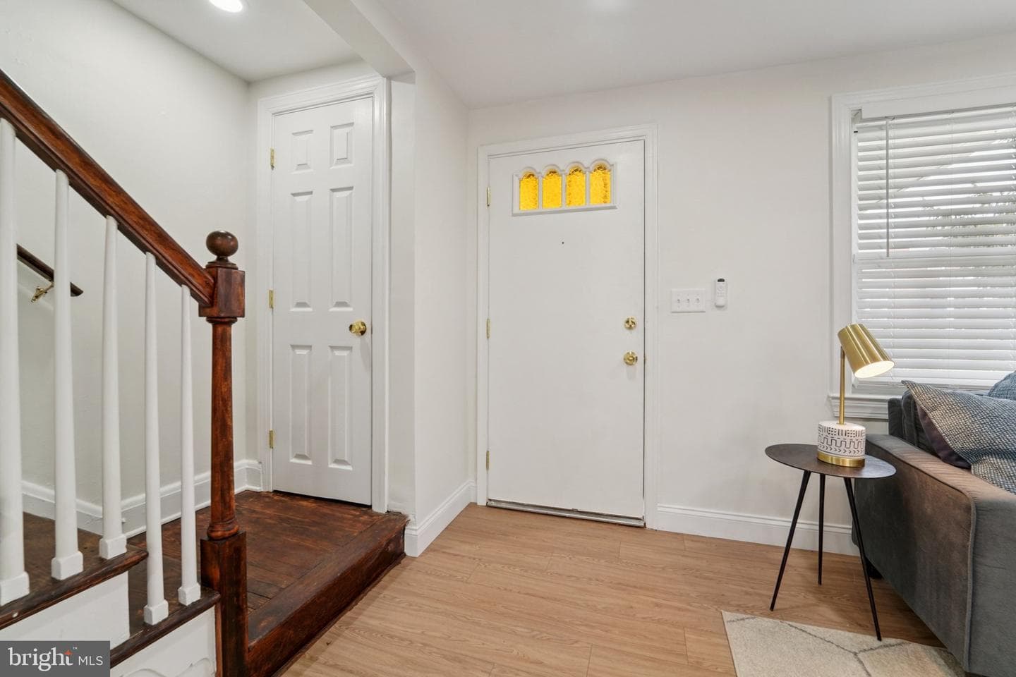 827 N Augusta Avenue photo 9