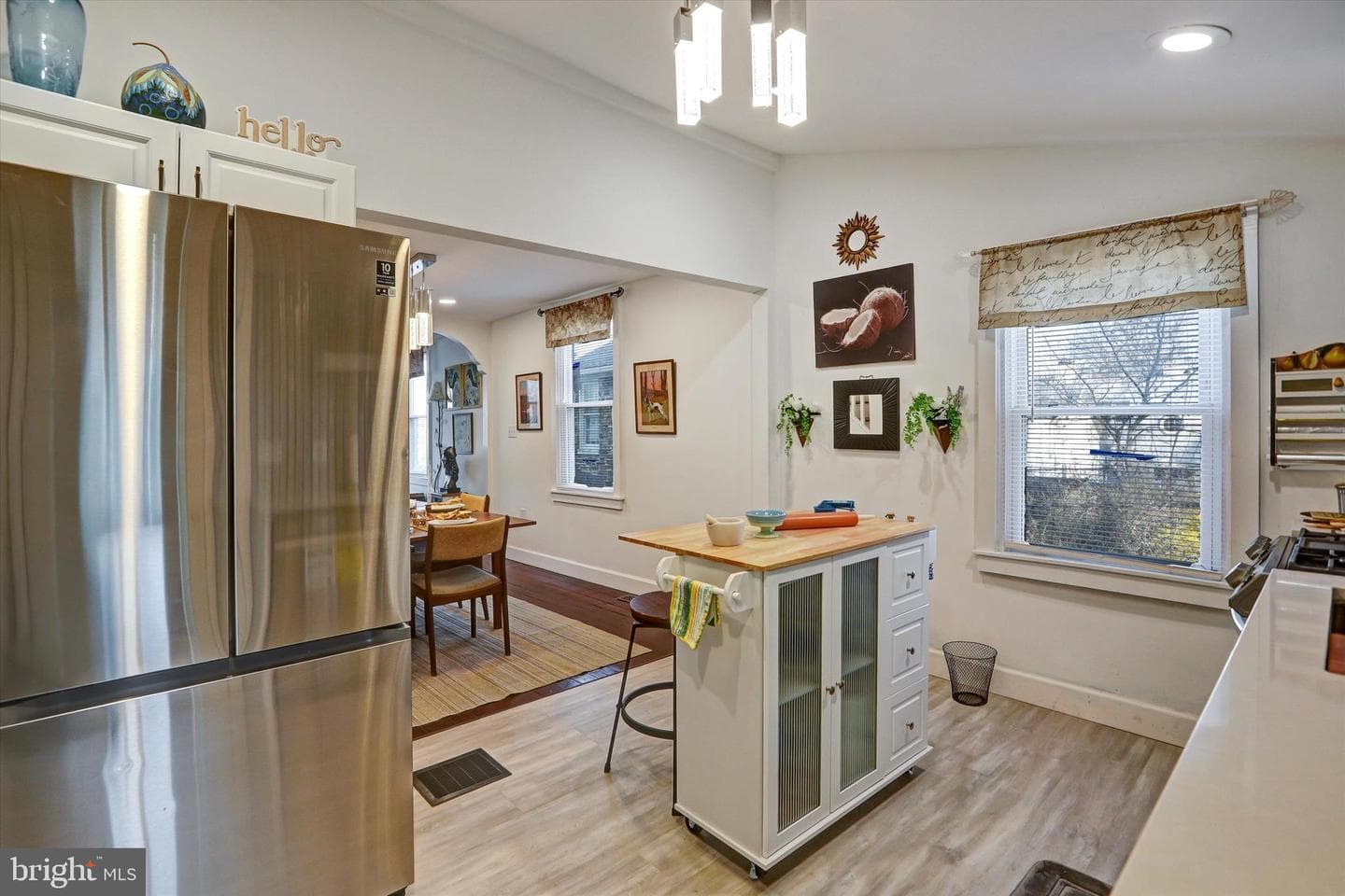 3355 Falls Road photo 8
