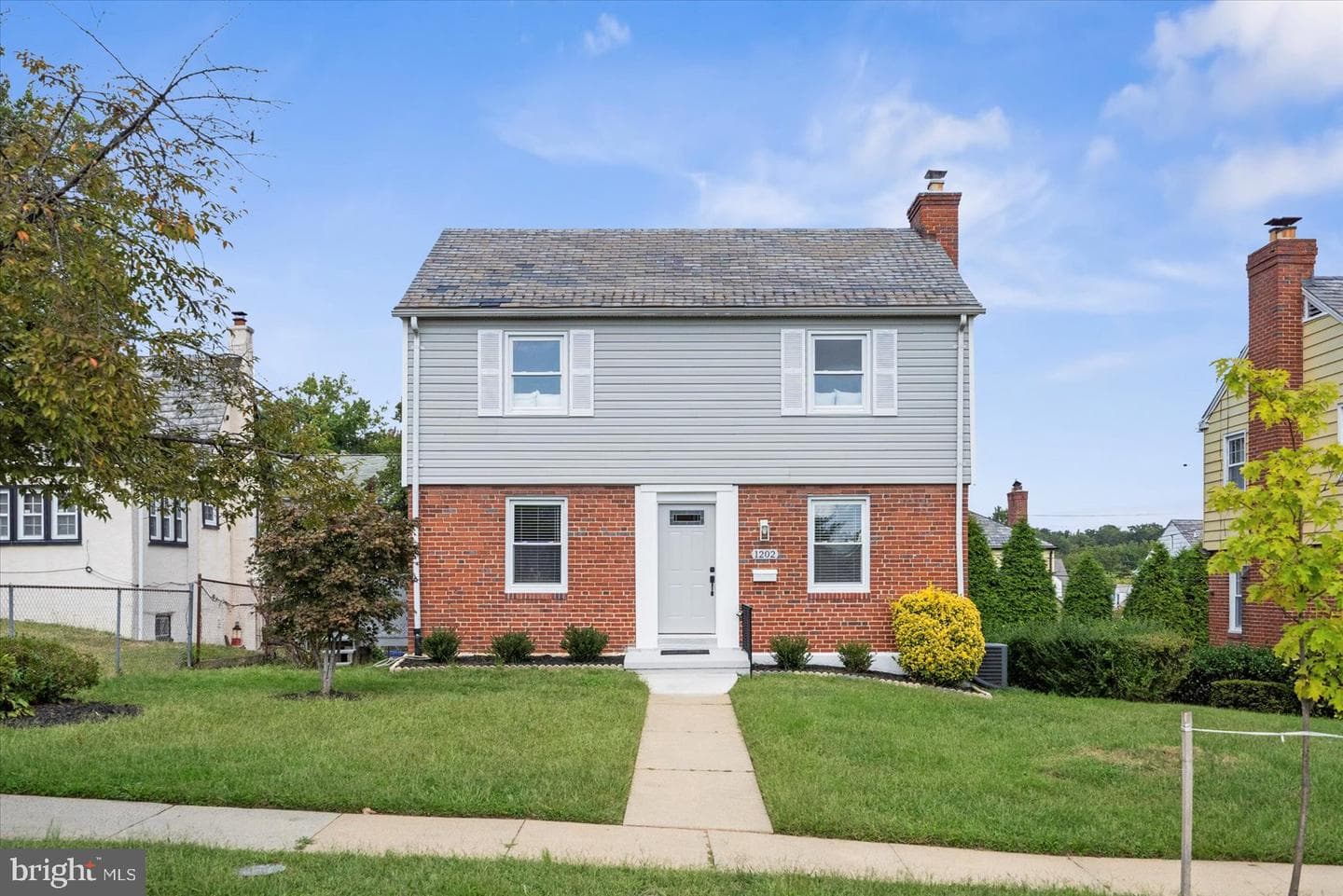 1202 E 35th Street photo 2