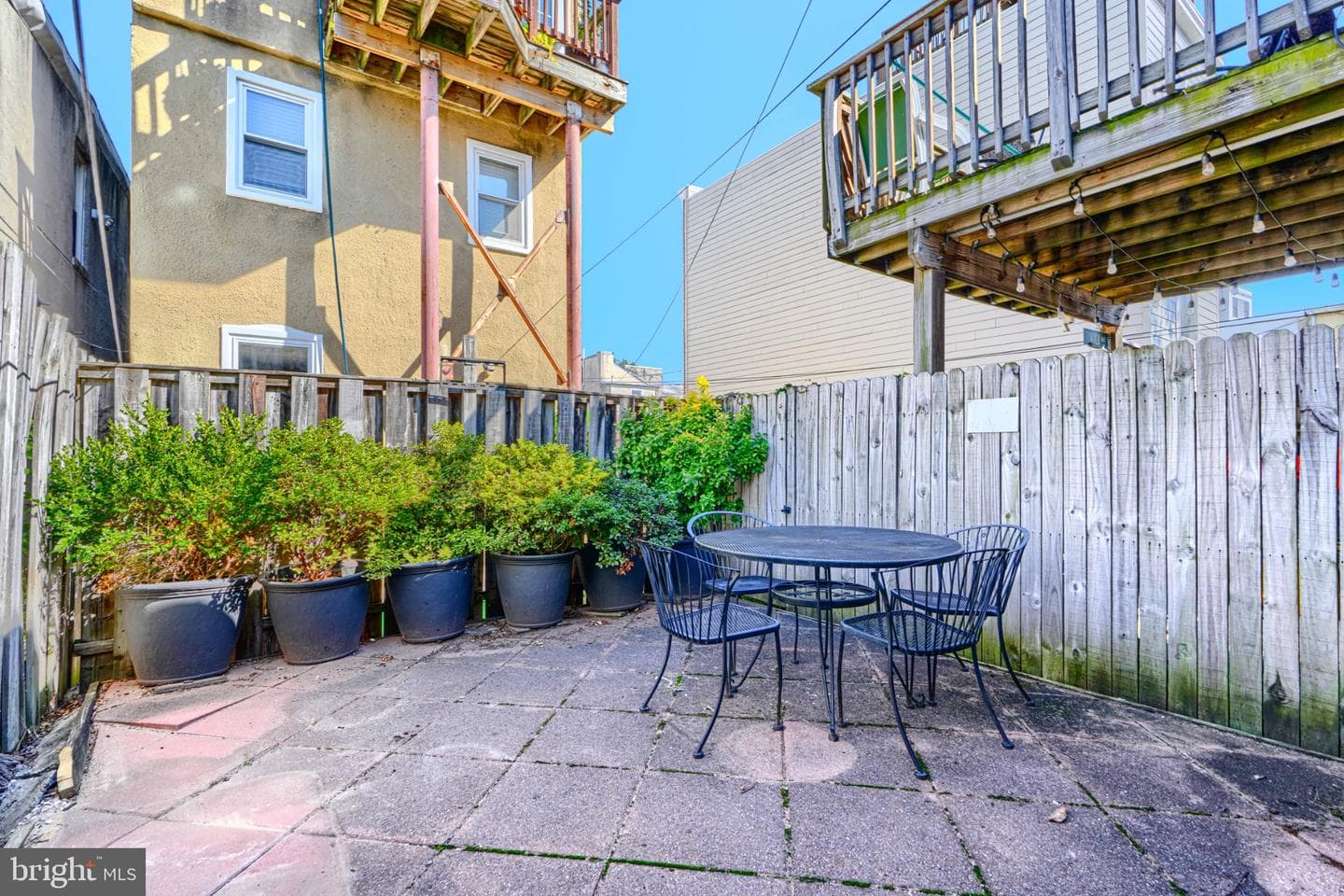 1025 S Hanover Street photo 21