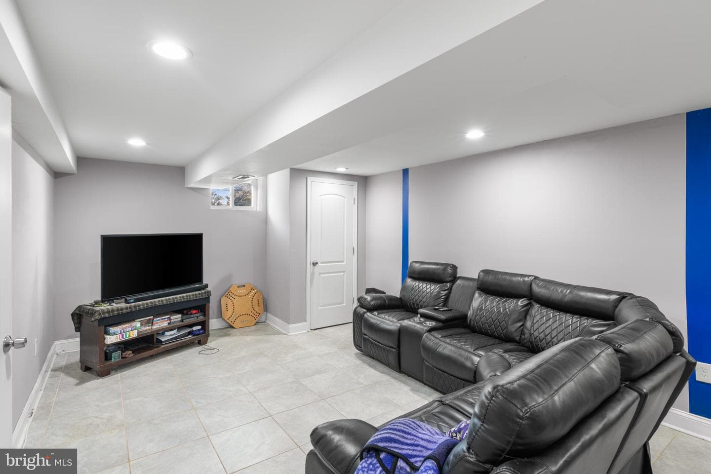 5219 W North Avenue photo 13