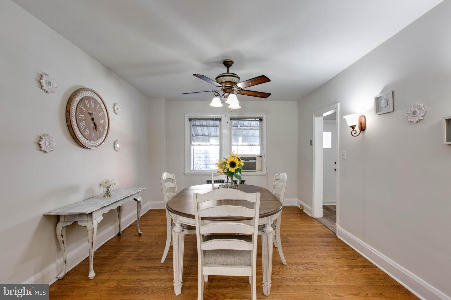 5506 Frederick Avenue photo 15