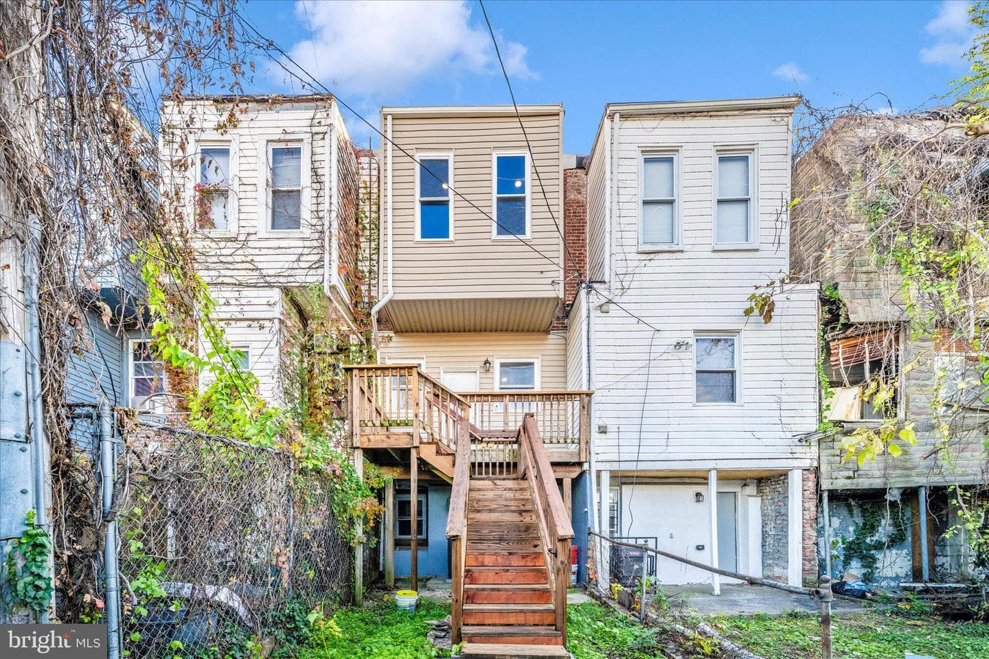 2224 W Fayette Street photo 18