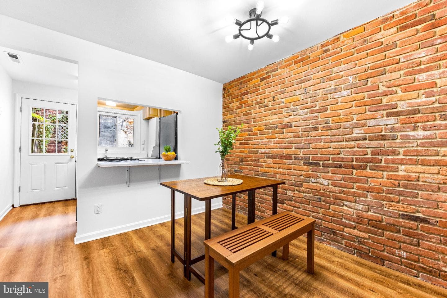 1046 Patapsco Street photo 6