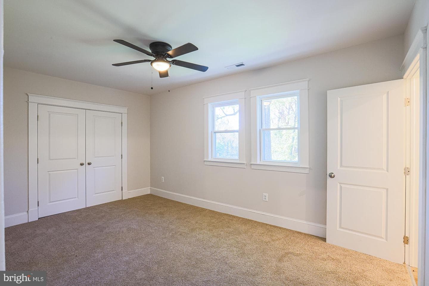 2926 Silver Hill Avenue photo 38