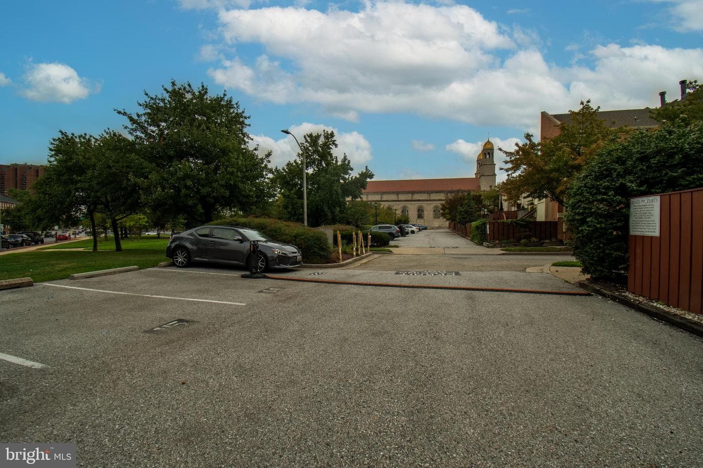 1200 S Kenwood Avenue photo 39