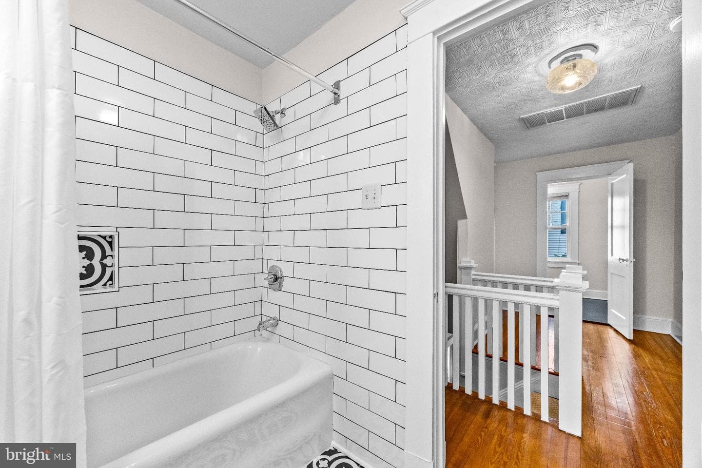307 E Lake Avenue photo 38