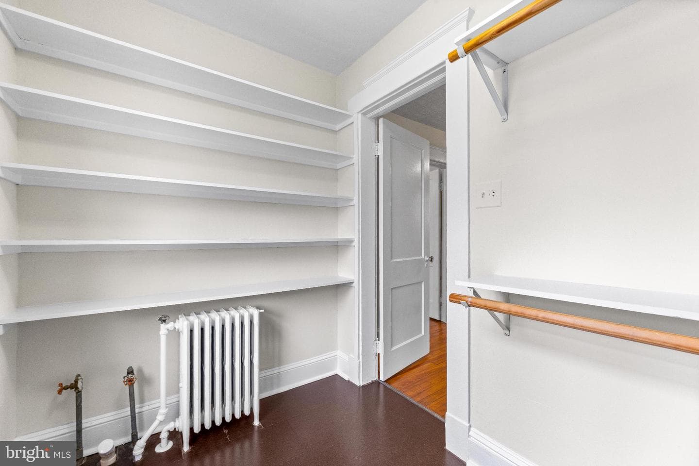 307 E Lake Avenue photo 40