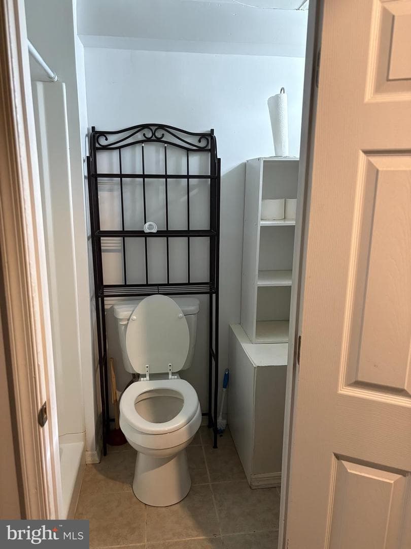 2647 Rayner Avenue photo 8