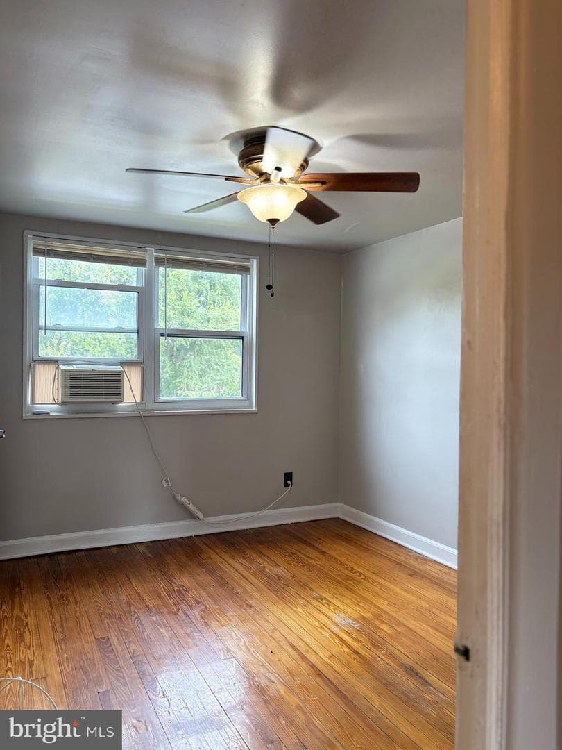 2647 Rayner Avenue photo 9
