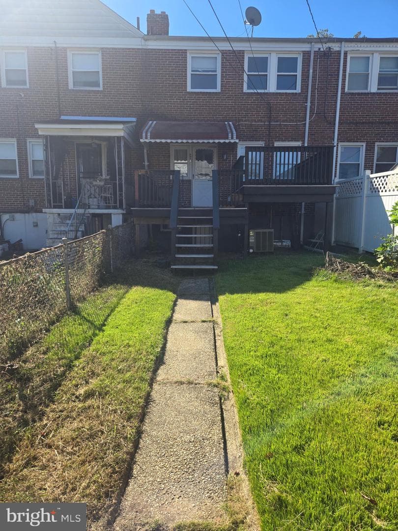 1558 Sherwood Avenue NE photo 33