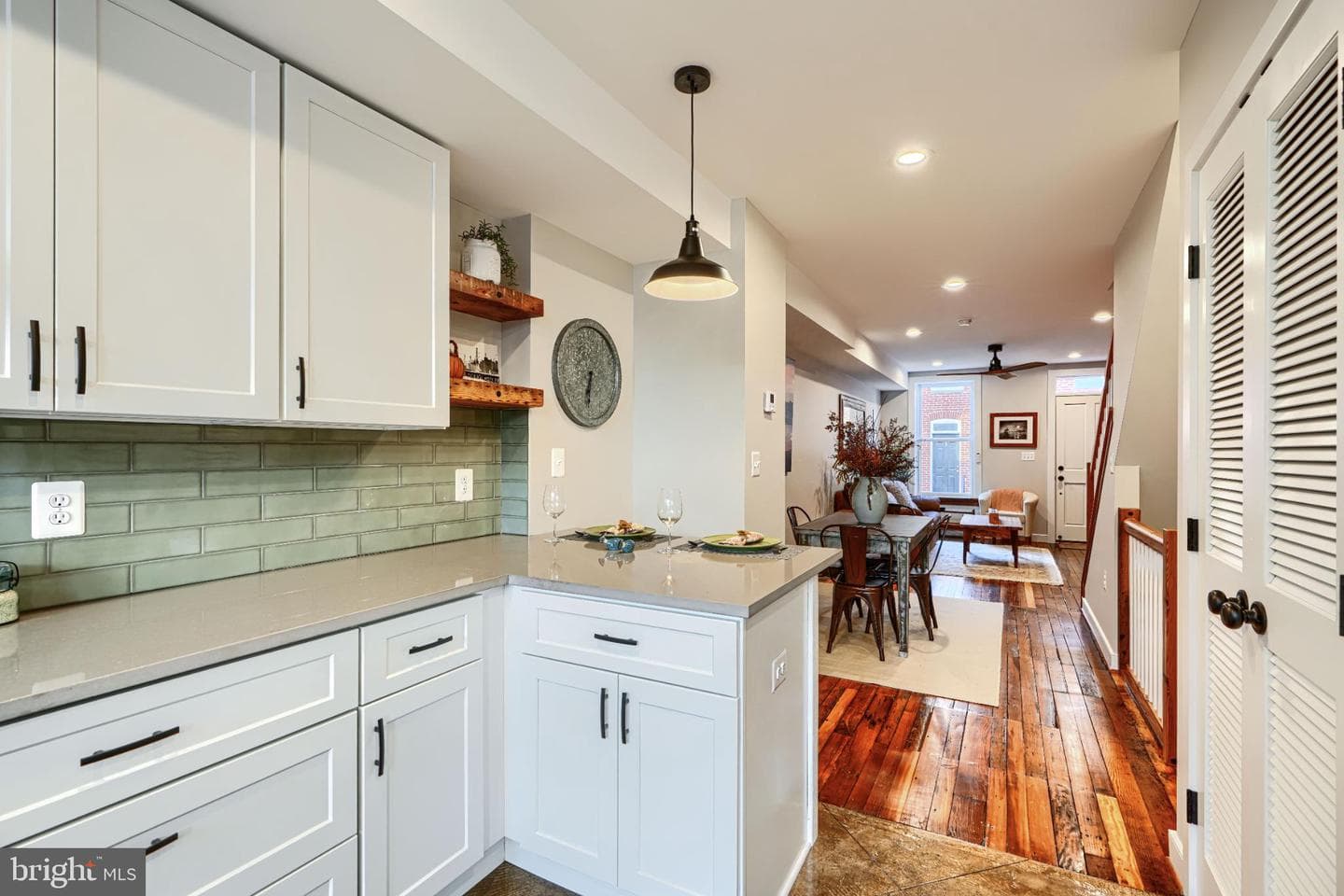 1709 William Street photo 17