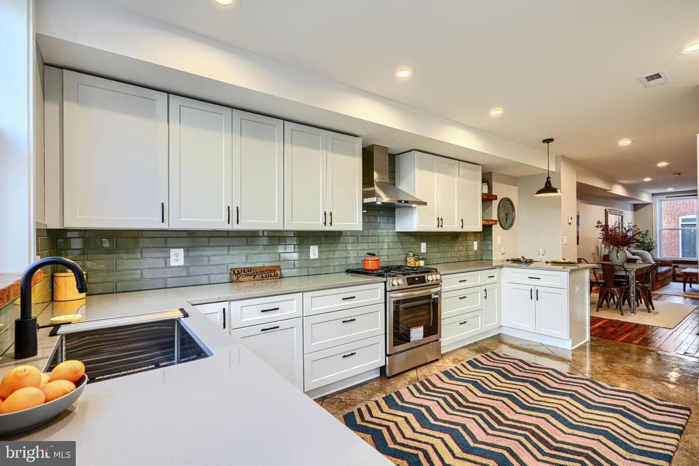 1709 William Street photo 20