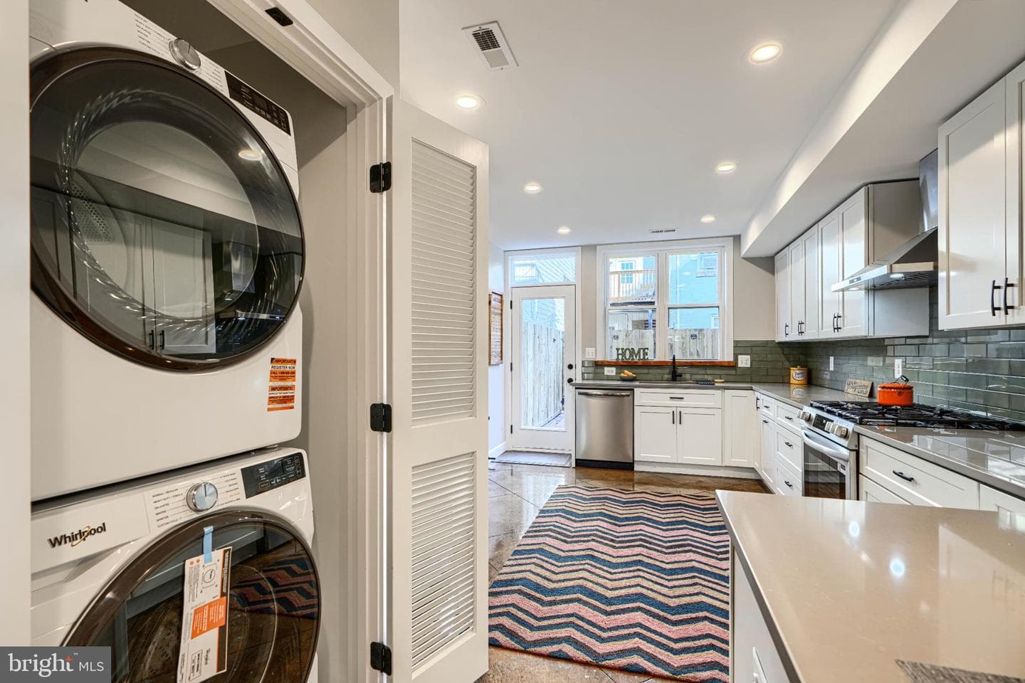 1709 William Street photo 23