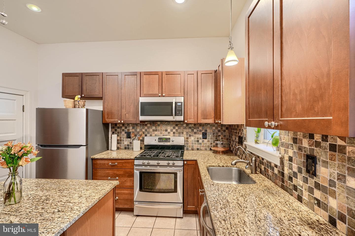 2511 Guilford Avenue photo 26