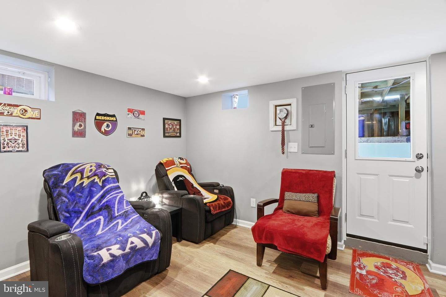 3651 Mactavish Avenue photo 24