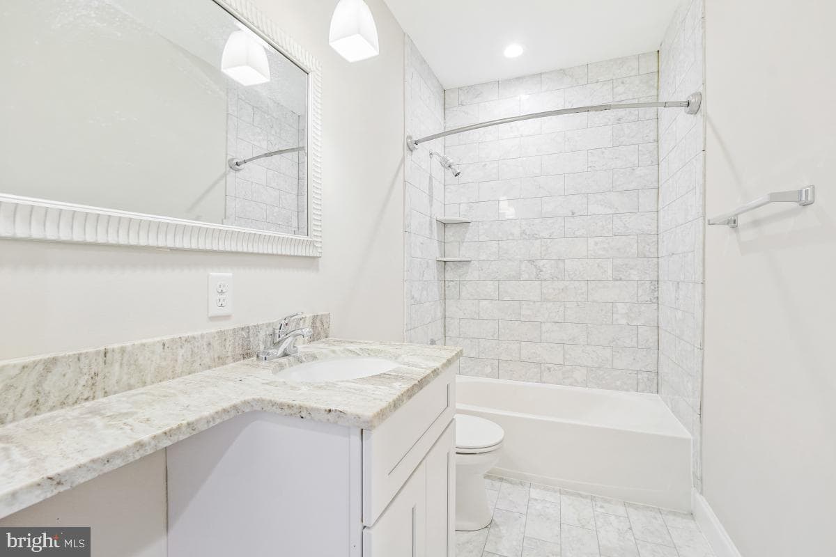 238 S Collington Avenue photo 44