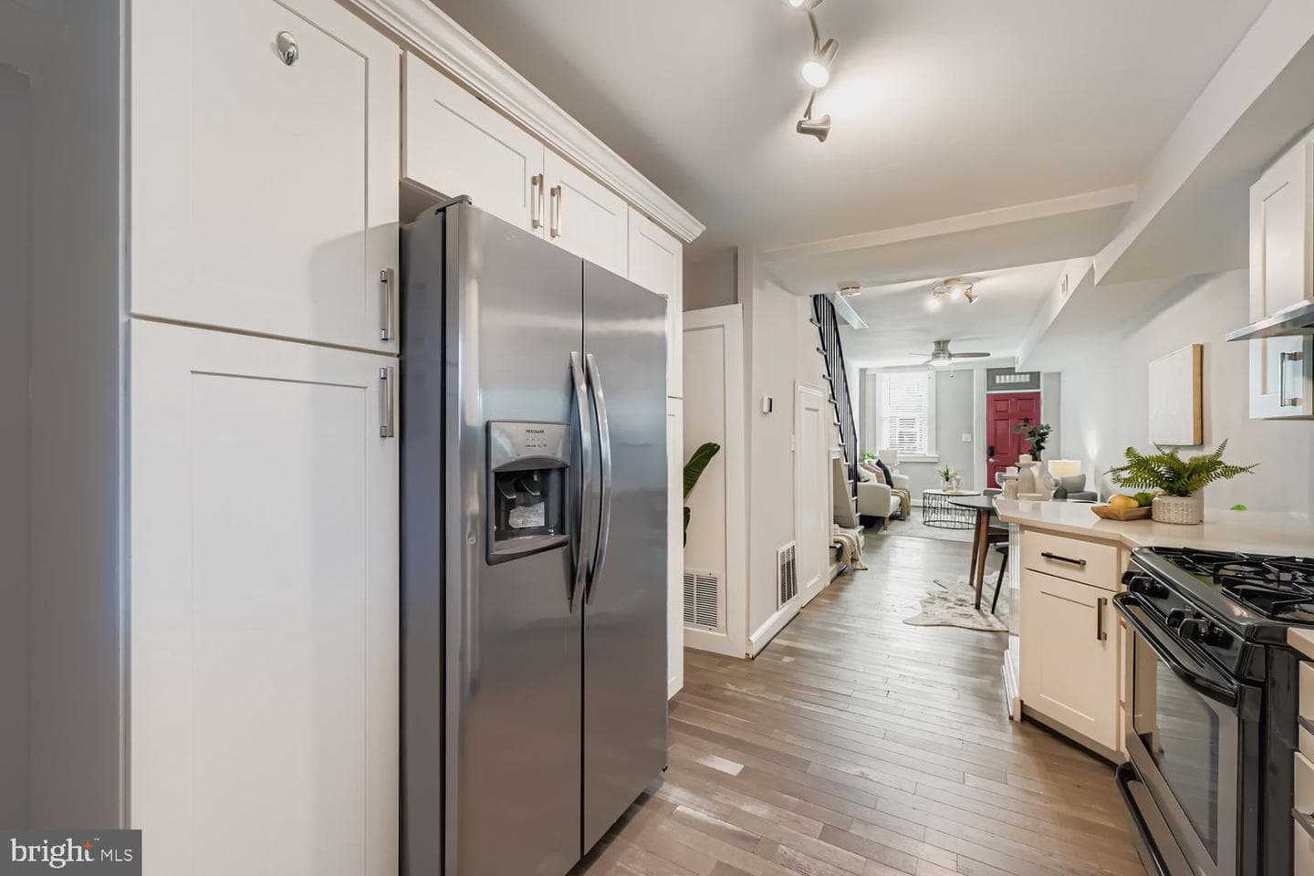 3022 Hudson Street photo 10