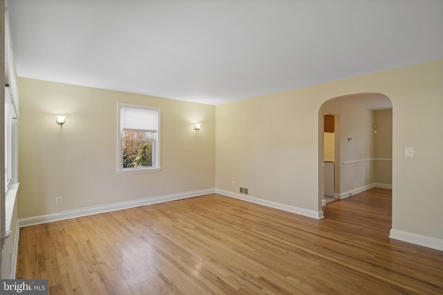 5709 Woodcrest Avenue photo 40