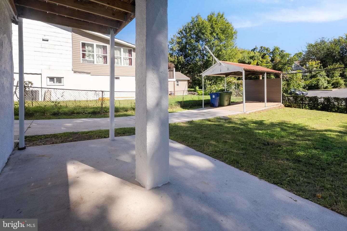5211 Eugene Avenue photo 61