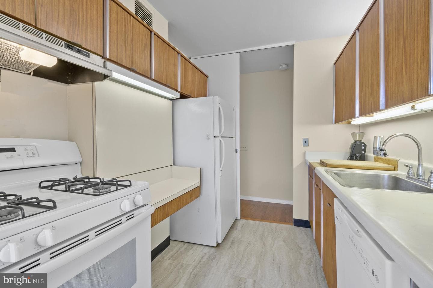4000 N Charles Street #403 photo 14