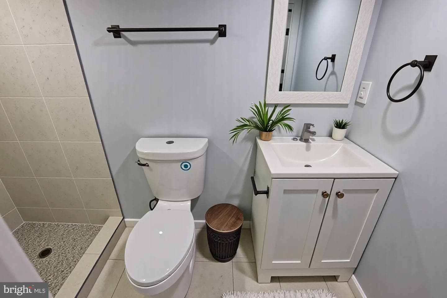 1318 N Spring Street photo 11