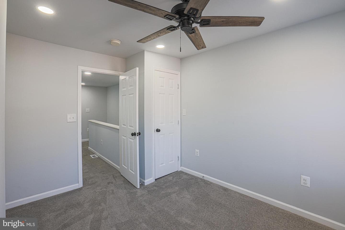 1318 N Spring Street photo 9