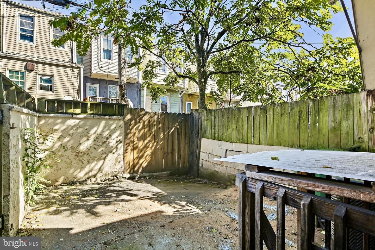 211 N Streeper Street photo 5
