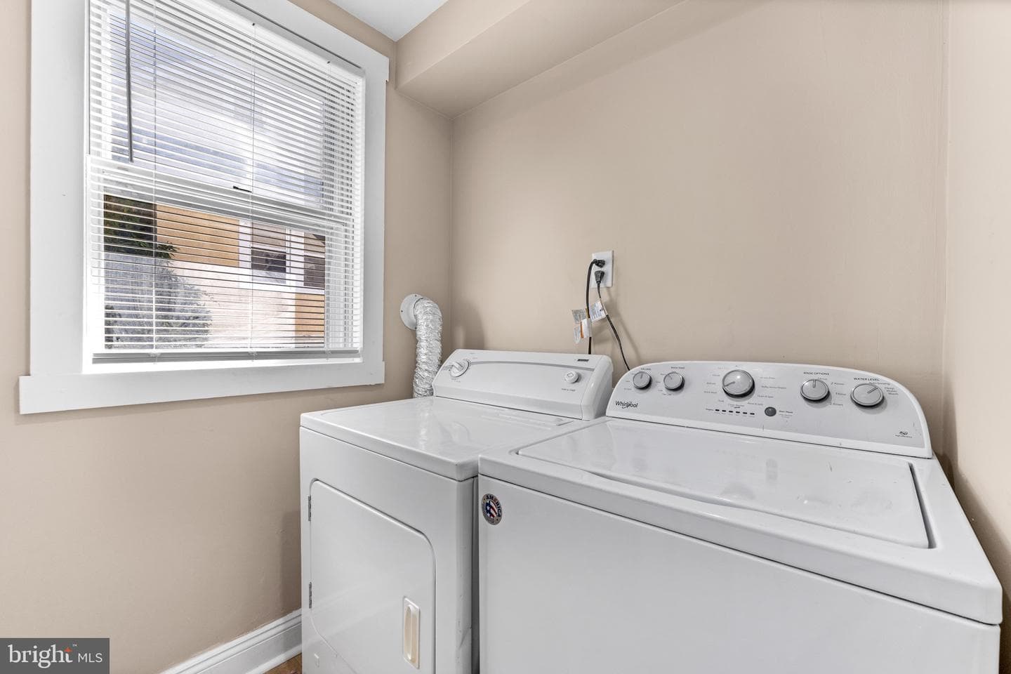 3220 Montebello Terrace photo 21