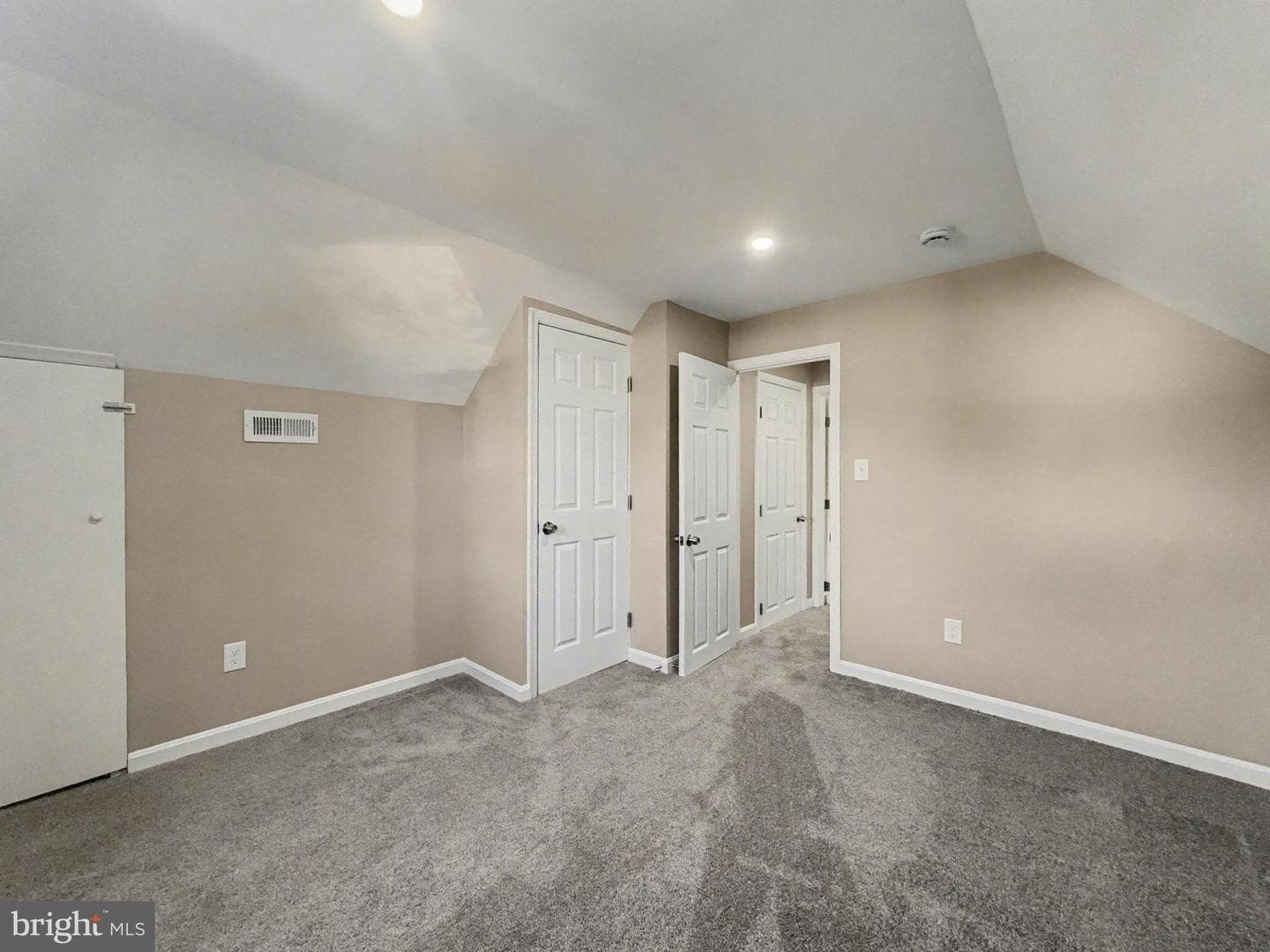 4917 Gilray Drive photo 24