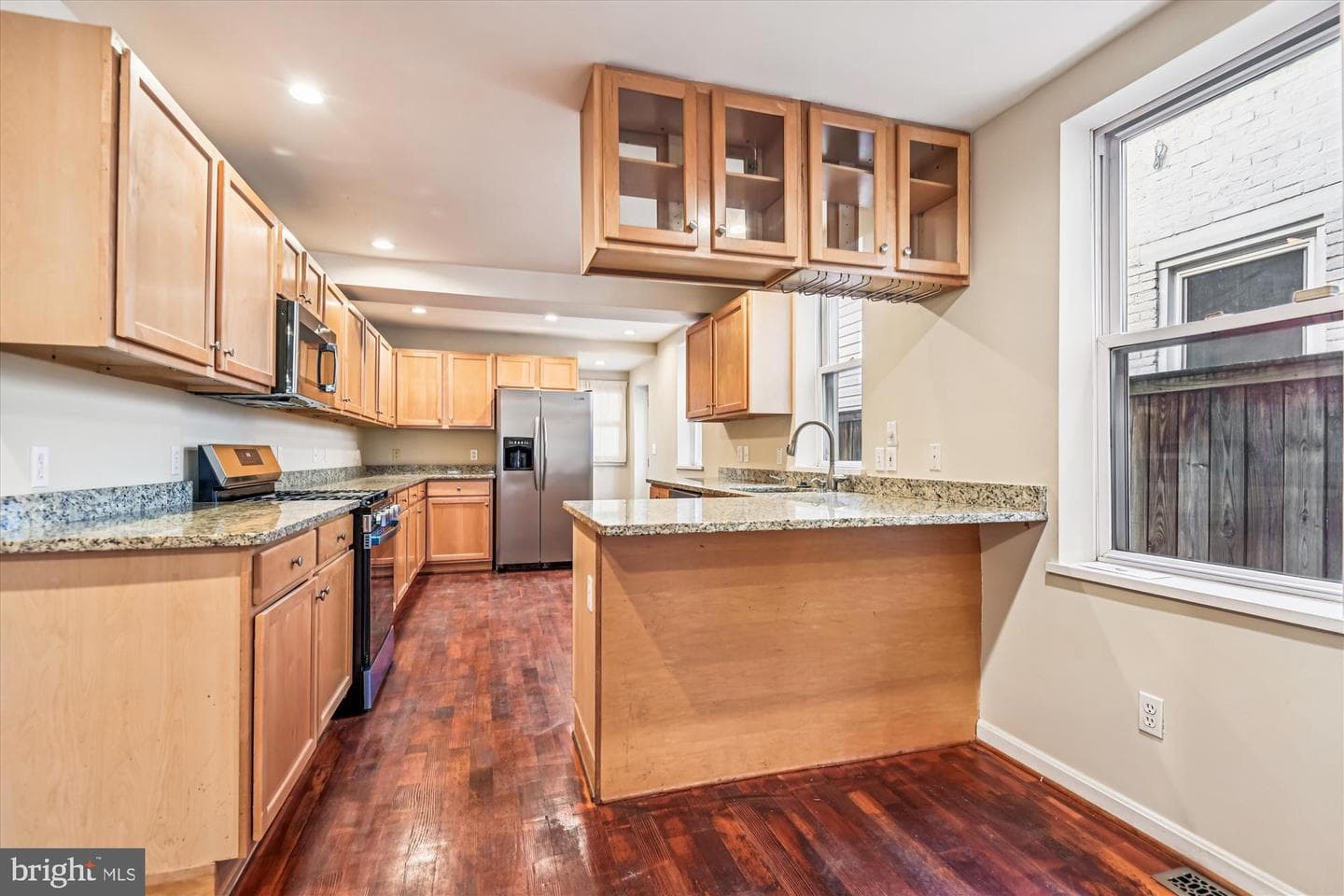 1293 William Street photo 11