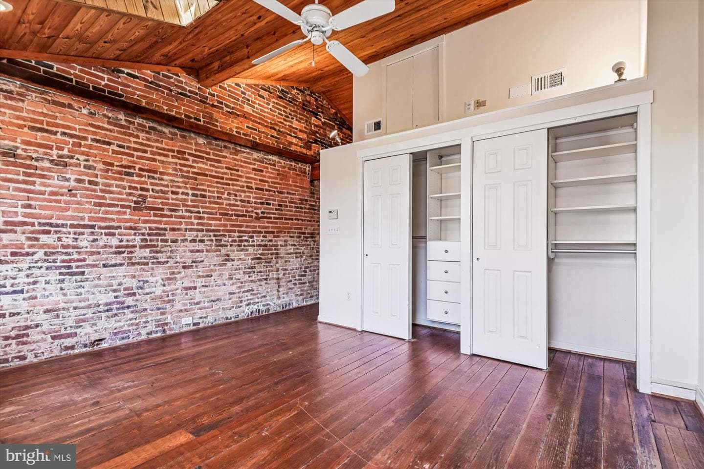 1293 William Street photo 38