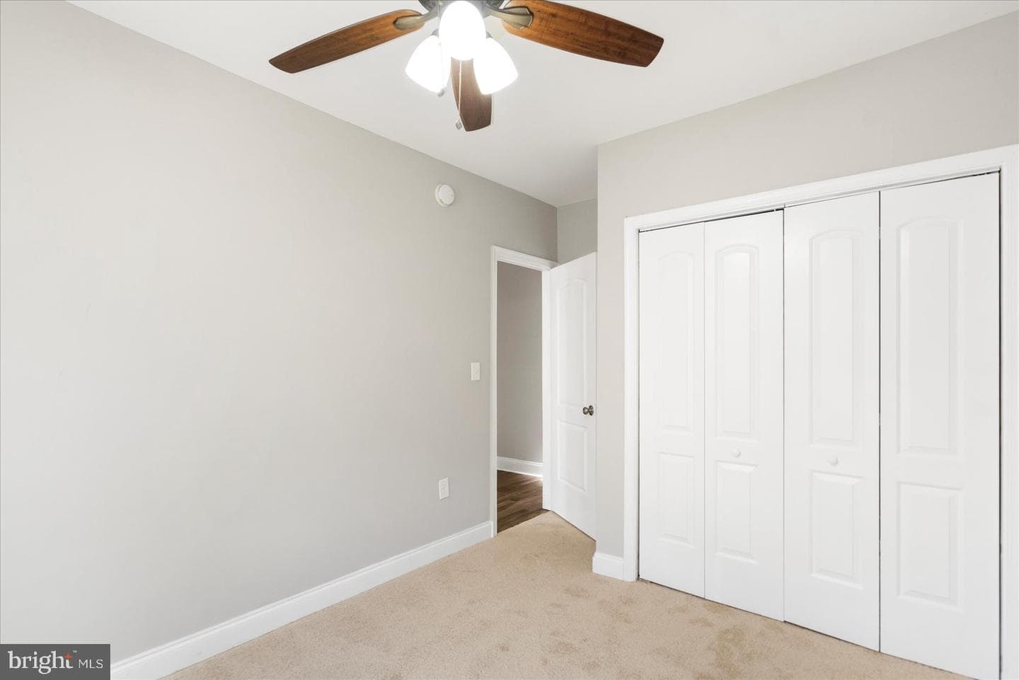 626 N Edgewood Street photo 32