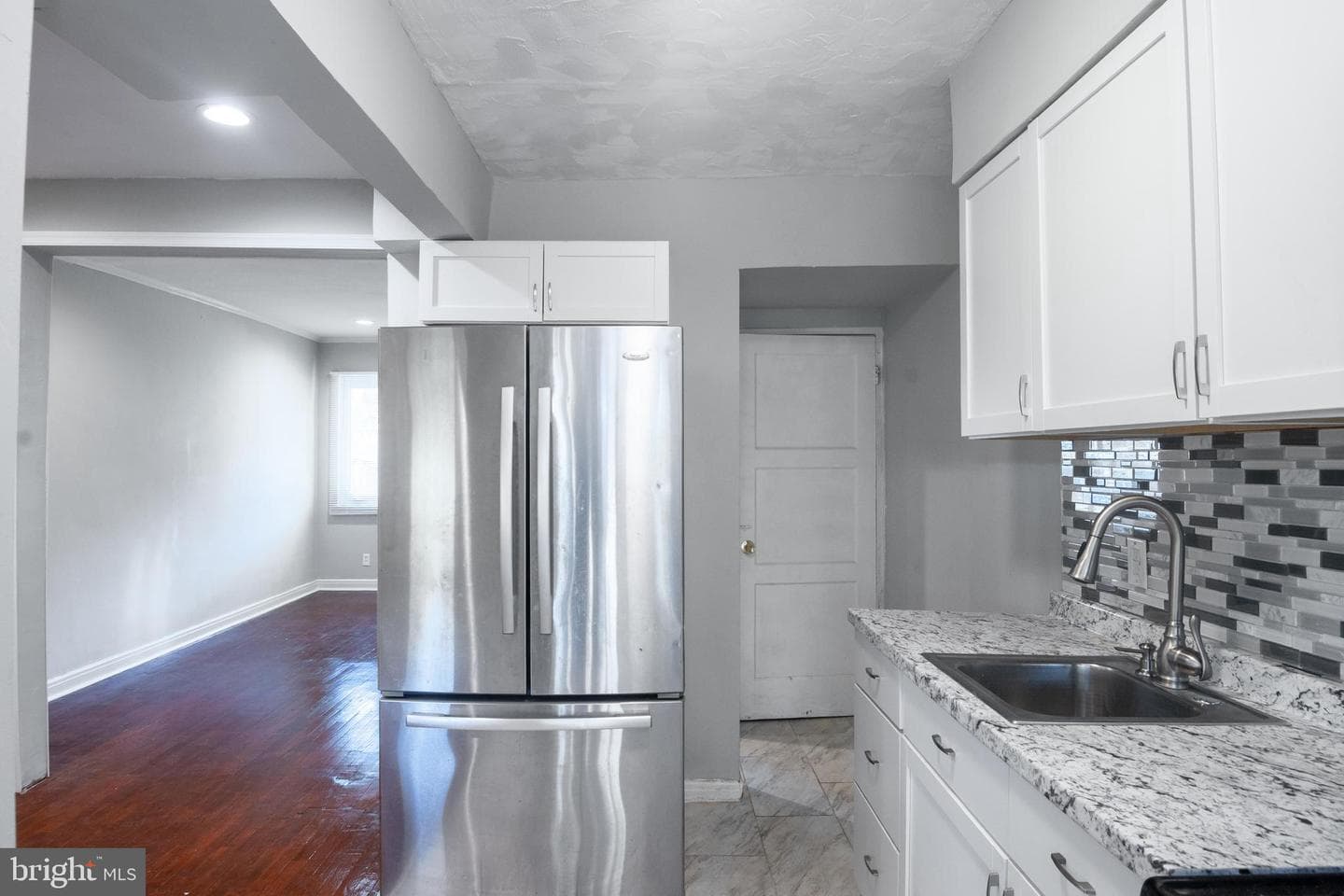 48 Hillvale Road photo 12