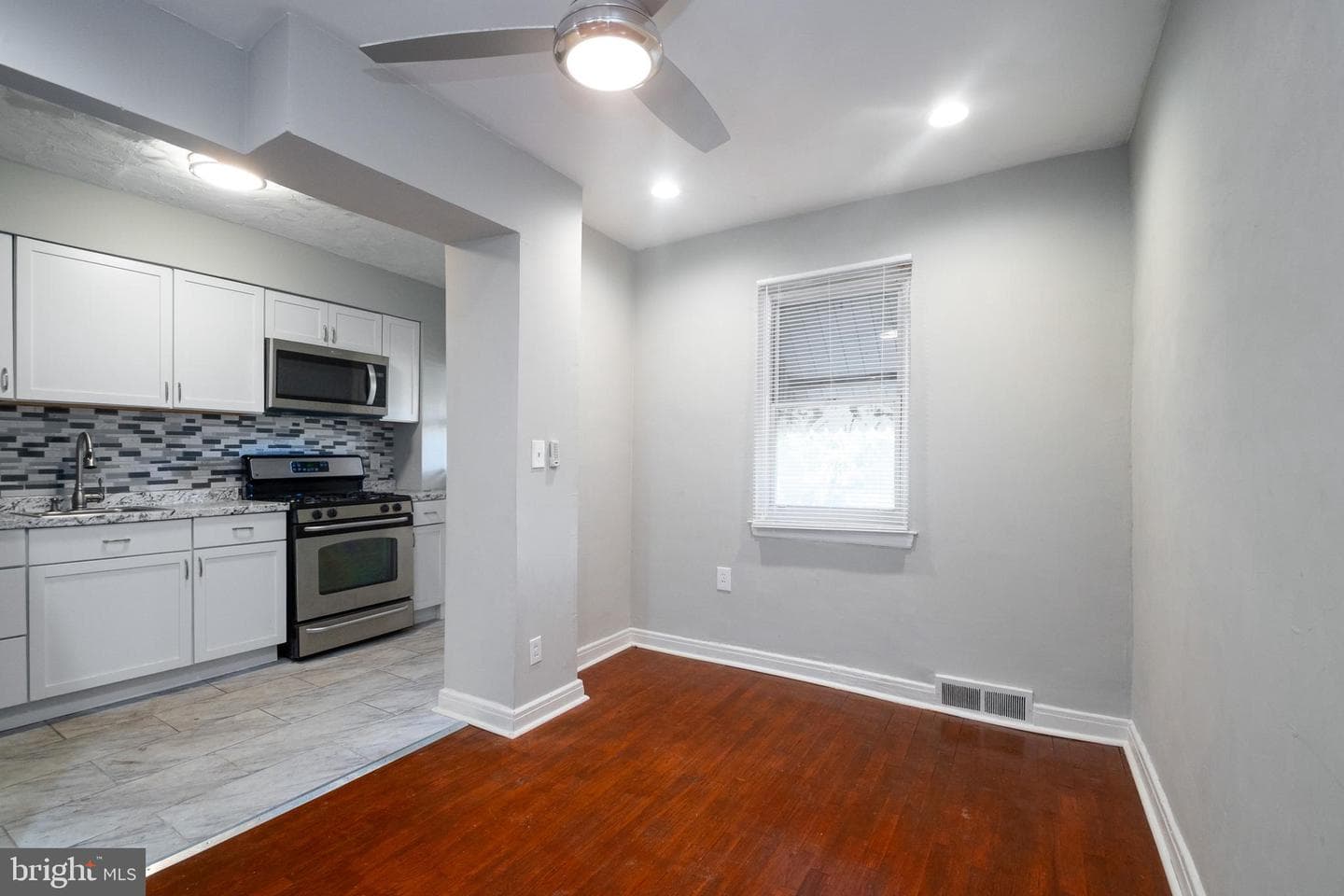 48 Hillvale Road photo 9