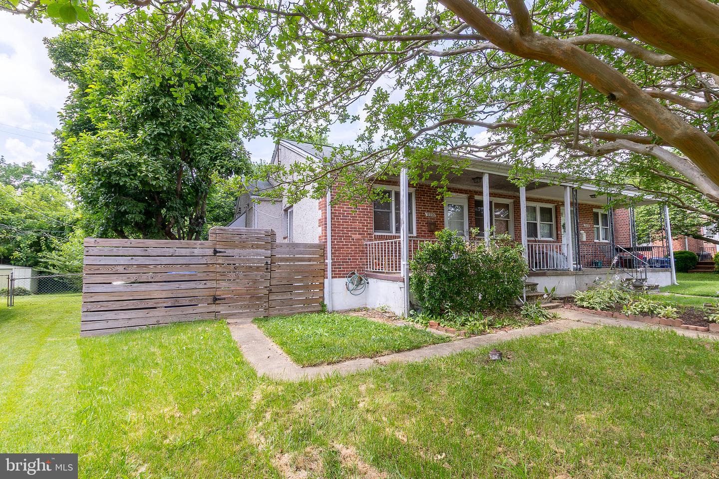 5904 Willet Avenue photo 3