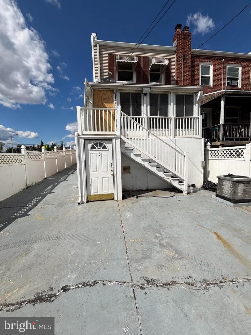 6109 Bessemer Avenue photo 2