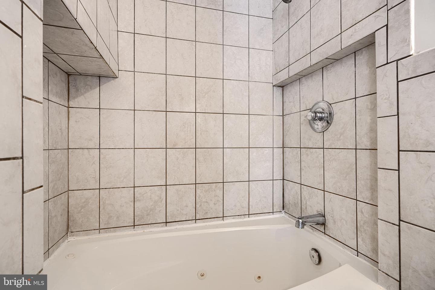 864 Carroll Street photo 16