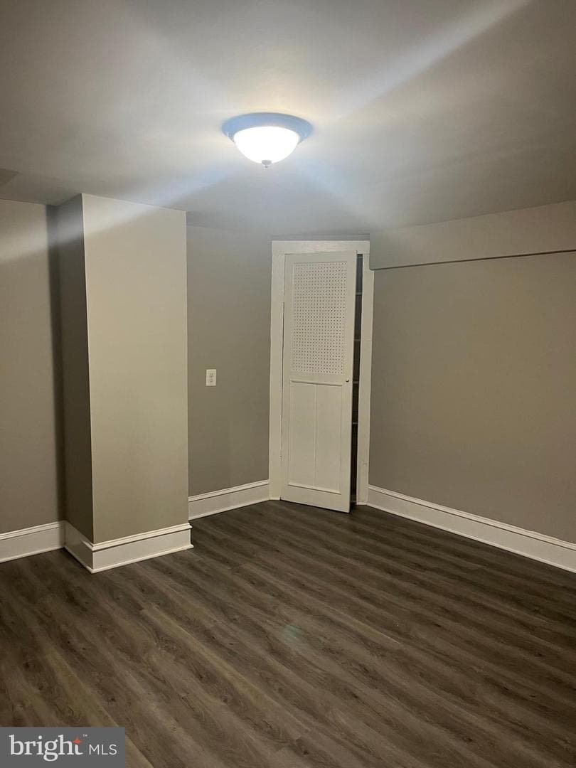 133 N Monastery Avenue photo 23