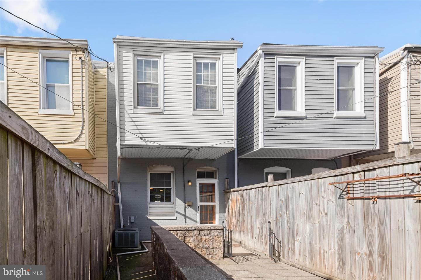 517 S Macon Street photo 32