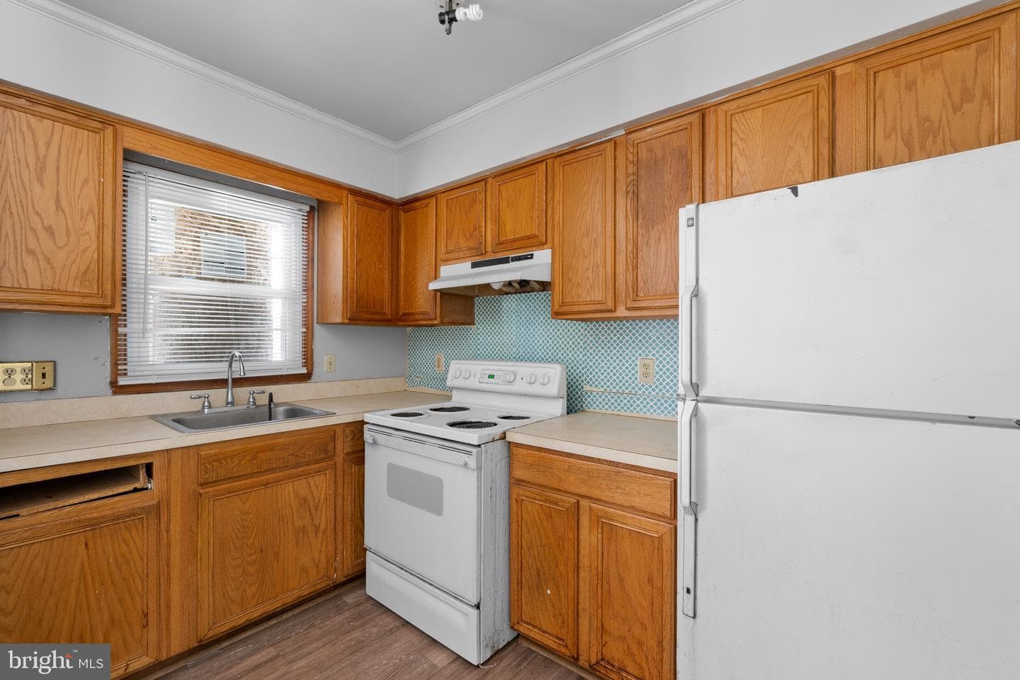 1907 Brunt Street photo 7
