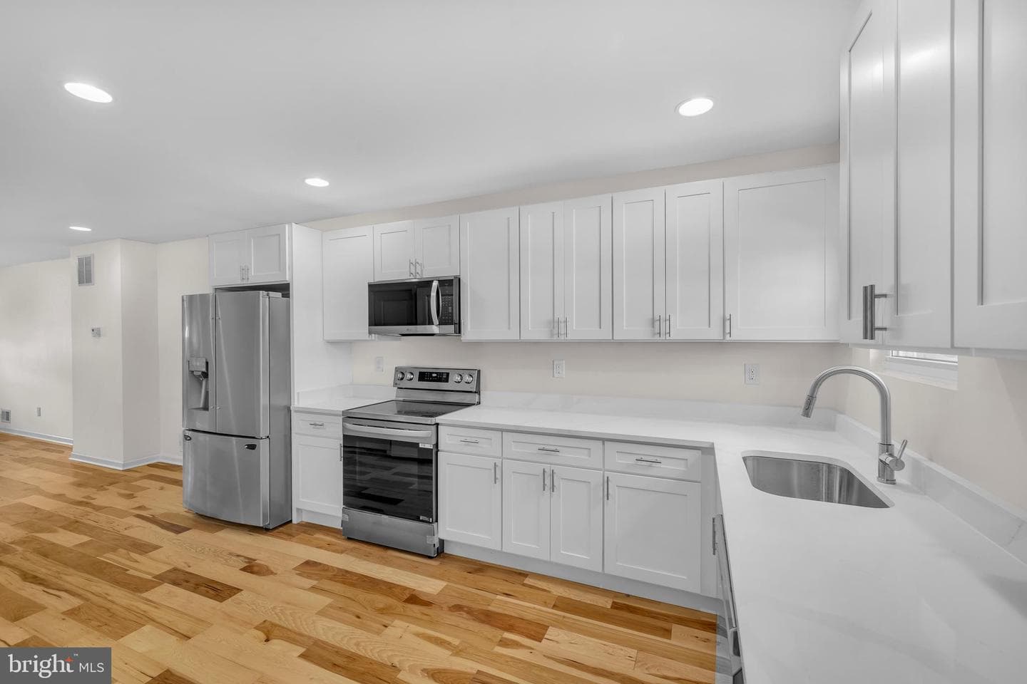 1626 Hazel Street photo 1