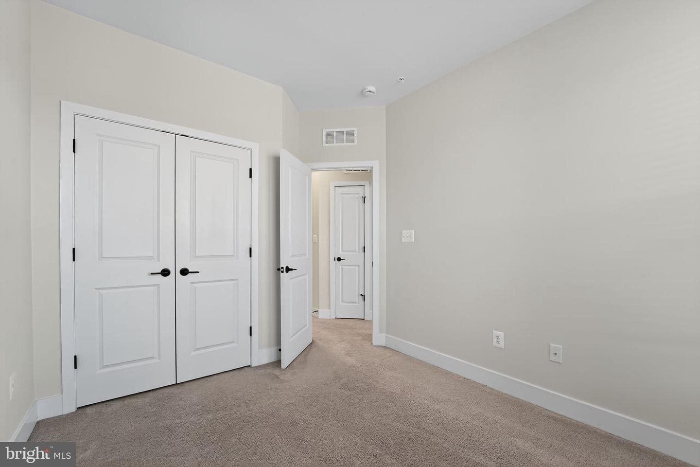 1511 Roland Heights Avenue photo 27